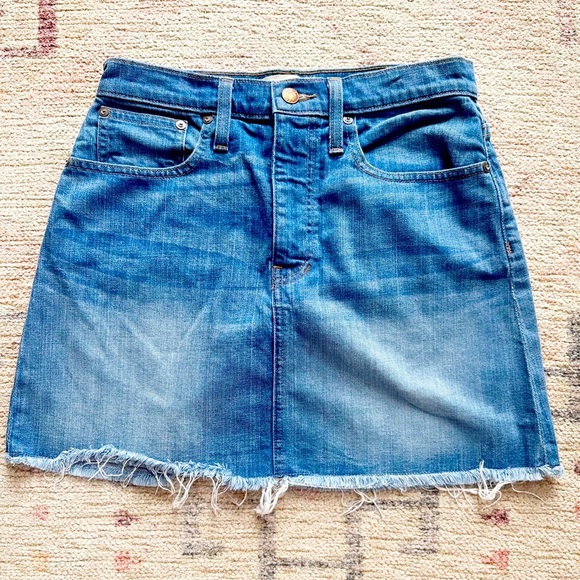 Madewell Dresses & Skirts - Madewell• Denim Mini Skirt